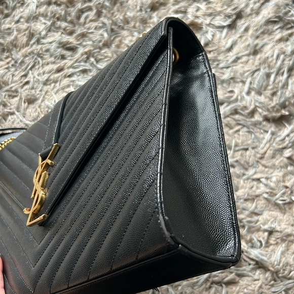 Yves Saint Laurent Black Quilted Leather Shoulder Bag - large AUTHENTIC - Picture 7 of 17